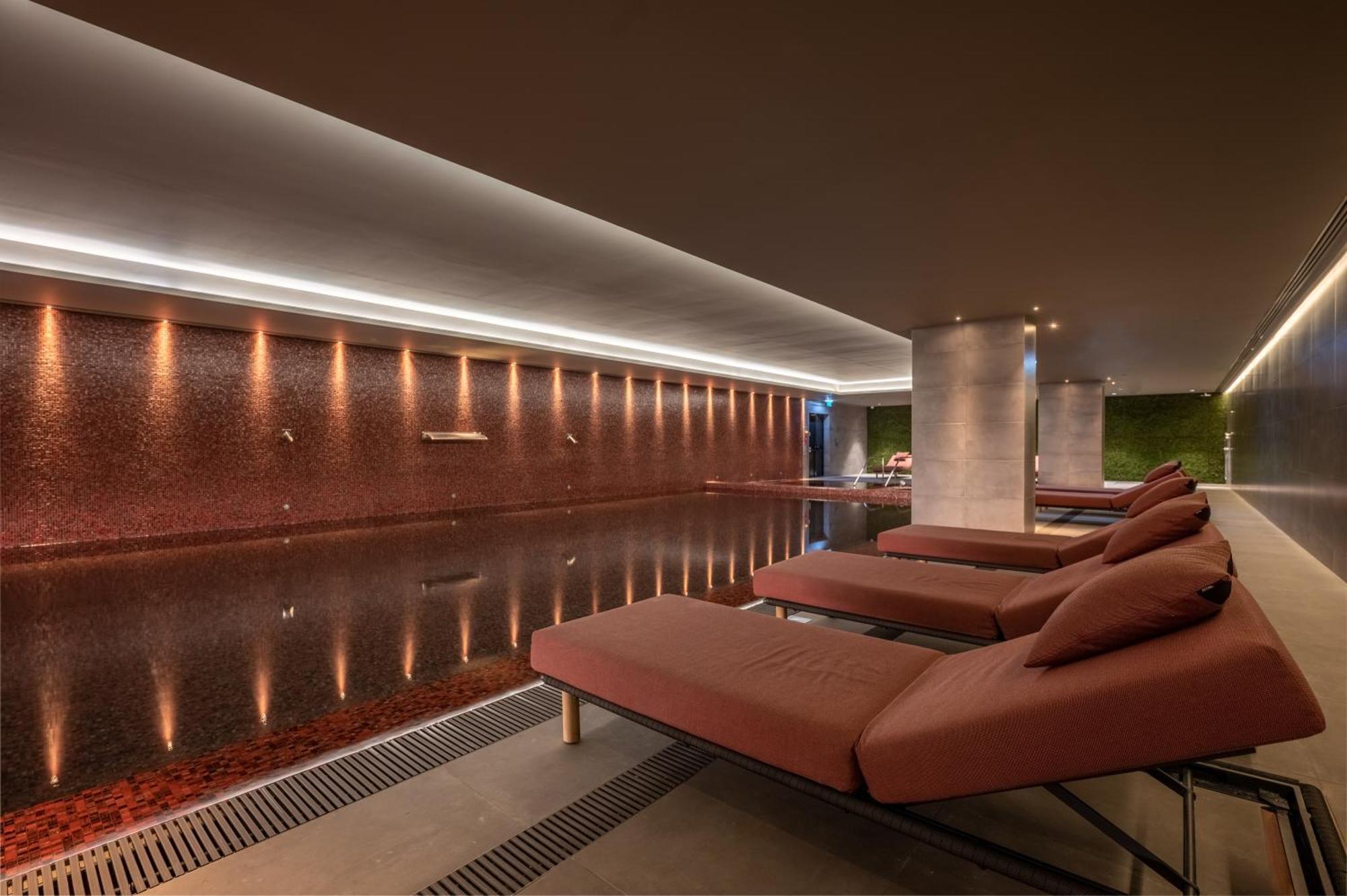 Hilton Porto Gaia Hotel Vila Nova de Gaia Kültér fotó The spa at The Dorchester